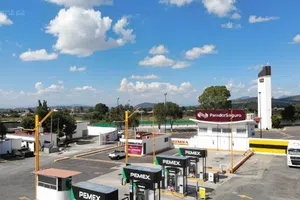 Salomón Issa Tafich inaugura el primer Parador Seguro en Palmillas 2