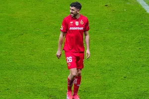 ¿Arbitraje, figura del ‘Bi’? Afición del América 'llora' por supuesta expulsión perdonada a Toluca