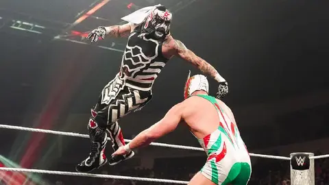 Penta consiguió una nueva victoria en Raw tras derrotar a El Grande Americano