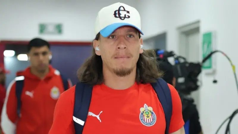 Oso González en Chivas I IMAGO7