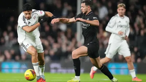Con Raúl Jiménez de titular, Fulham perdió pero hizo sufrir a Manchester City