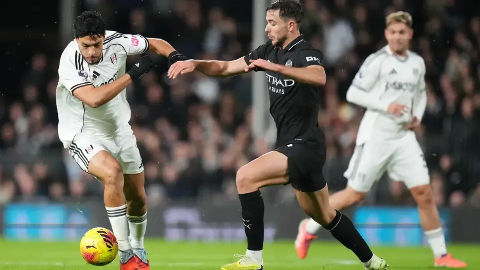 Con Raúl Jiménez de titular, Fulham perdió pero hizo sufrir a Manchester City