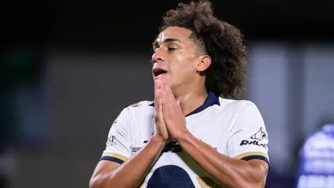 “Fue un choque”: Nathan Silva defiende a Carrasquilla por entrada a Kevin Mier
