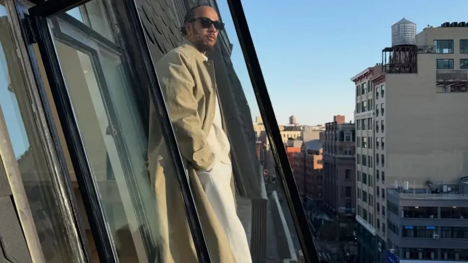 Lewis Hamilton disfruta de sus vacaciones junto a Michael Jordan