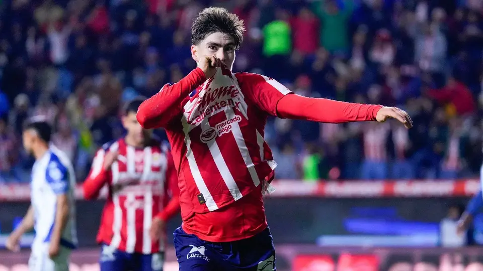 ¡Entrañas futboleras! La historia de la Hormiga González, hijo de futbolista y extécnico