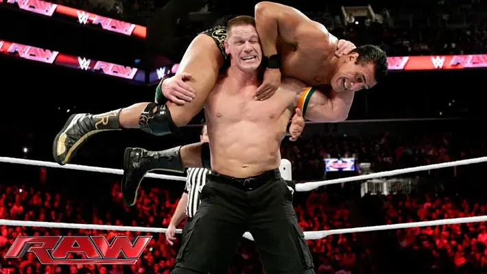 Alberto del Río presume su lucha ante John Cena con sus compañeros de La Granja VIP: "Es arte"
