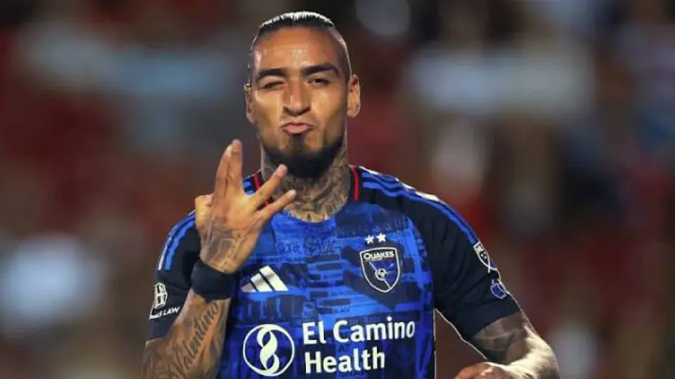 ¿Le roban otro jugador a Pumas? Xolos está interesado en Chicho Arango