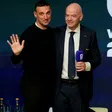 Infantino se disculpa con Scaloni tras 'error' en el sorteo del Mundial 2026