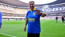 Carlos Reinoso 'pelea' con aficionado de Cruz Azul en redes por el fallecimiento de Carlos Hurtado
