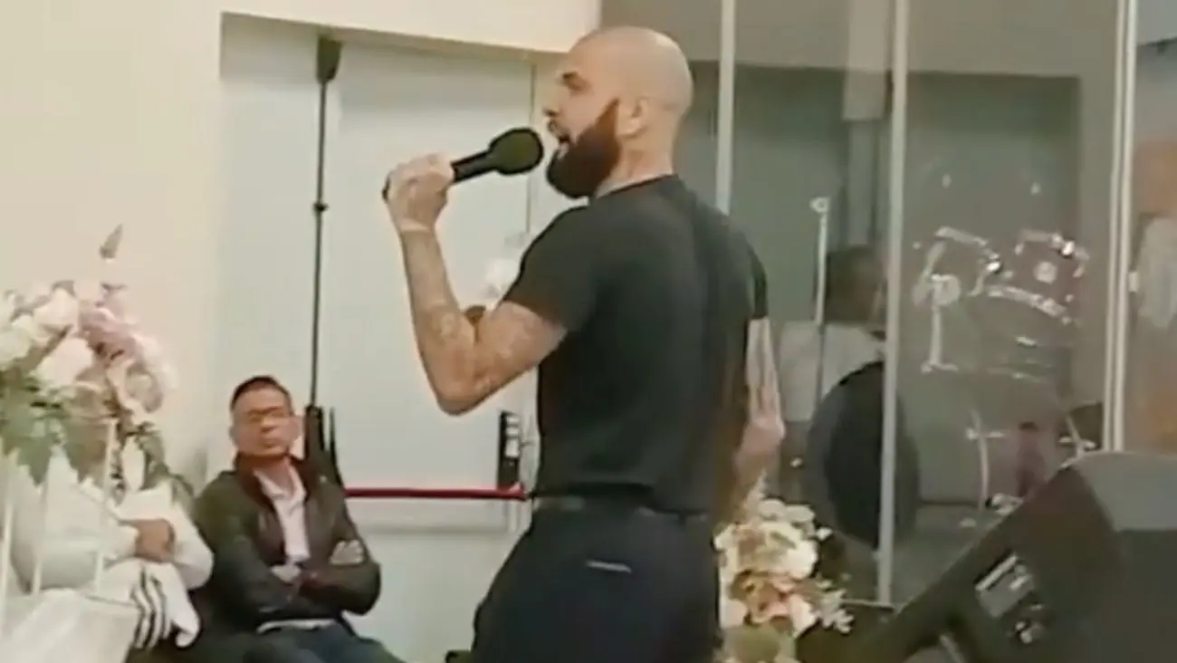 Dani Alves reapareció como pastor en su iglesia | CAPTURA DE PANTALLA