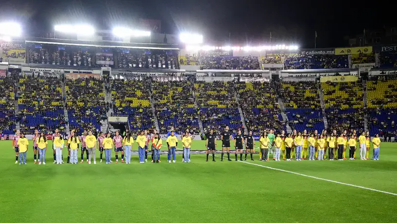 Seleccionadas mexicanas Sub-17 protagonizaron la previa del América vs Chivas Femenil