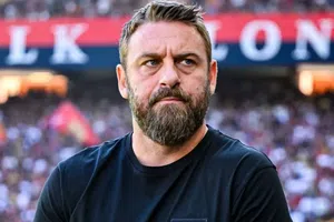 De Rossi apunta a ser el entrenador del Genoa, equipo de Johan Vásquez