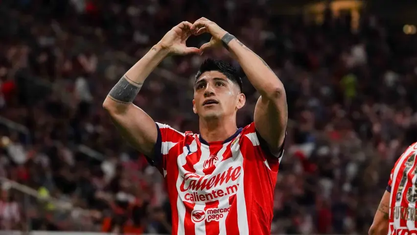 ¿Se va? Chivas no tiene intenciones de renovar a Alan Pulido