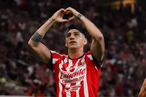 ¿Se va? Chivas no tiene intenciones de renovar a Alan Pulido