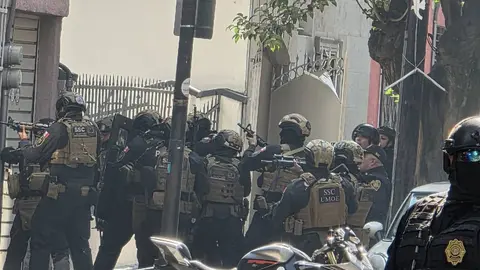 Filtran VIDEO de balacera entre policías y presuntos extorsionadores cerca del Ángel de la Independencia