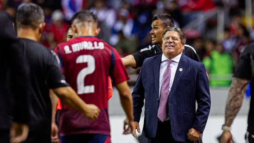 ¡Se va! Miguel Herrera dejó de ser DT de Costa Rica