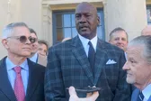 Michael Jordan y NASCAR pondrán fin a su juicio tras llegar a un acuerdo