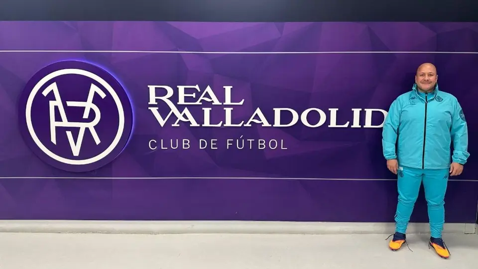 Enrique Alfaro, exgobernador de Jalisco, será auxiliar técnico de Guillermo Almada en el Real Valladolid