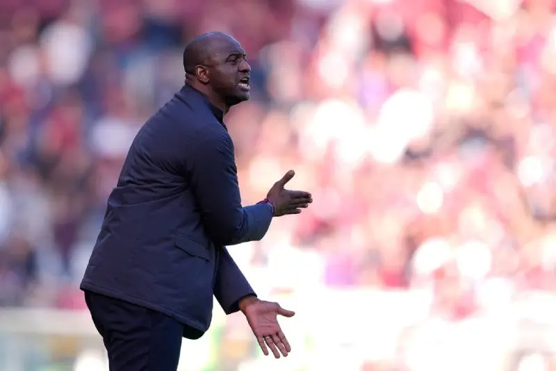 Patrick Vieira dejó de ser técnico de Genoa | AP