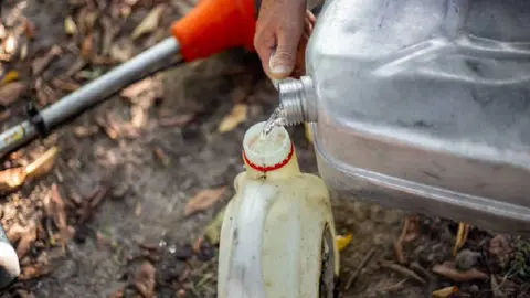 ¿Cuántos años de cárcel es la pena por huachicol de agua en Edomex?
