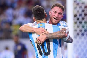 Argentina, con doblete de Mac Allister, golea a Puerto Rico