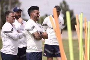 Carlos Tevez volverá a La Bombonera para enfrentar a Boca Juniors