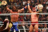 ¡Dragón Fenomenal! AJ Styles y Dragon Lee retuvieron los campeonatos mundiales en pareja en Raw