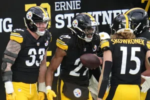 ¡Sale cara la victoria! Steelers vence a Bengals pese a lesión de Aaaron Rodgers