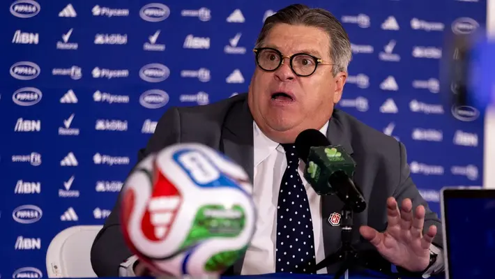'Piojo' Herrera rompe el silencio tras su salida de Costa Rica: "Me juzgaron como un criminal"