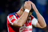 Exfutbolistas defienden a Chicharito Hernández tras penal fallado