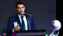 Iker Casillas demuestra amor por México en su investidura al Salón de la Fama del Futbol Internacional
