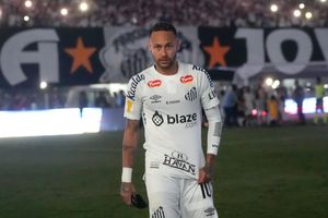 Neymar 'hace berrinche' después de ser sustituido en el partido ante Flamengo
