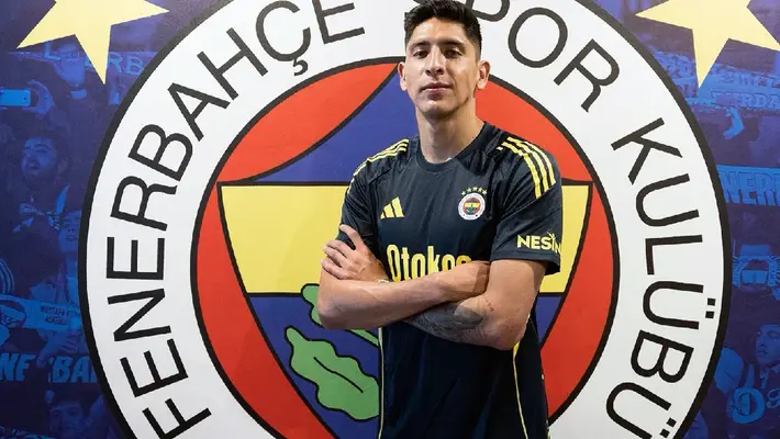 Edson Álvarez recibe curioso apodo por problema de traducción en Turquía