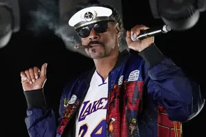 It 's Snoop D.O. Double G! El rapero estará en el show de medio tiempo de NFL en Navidad