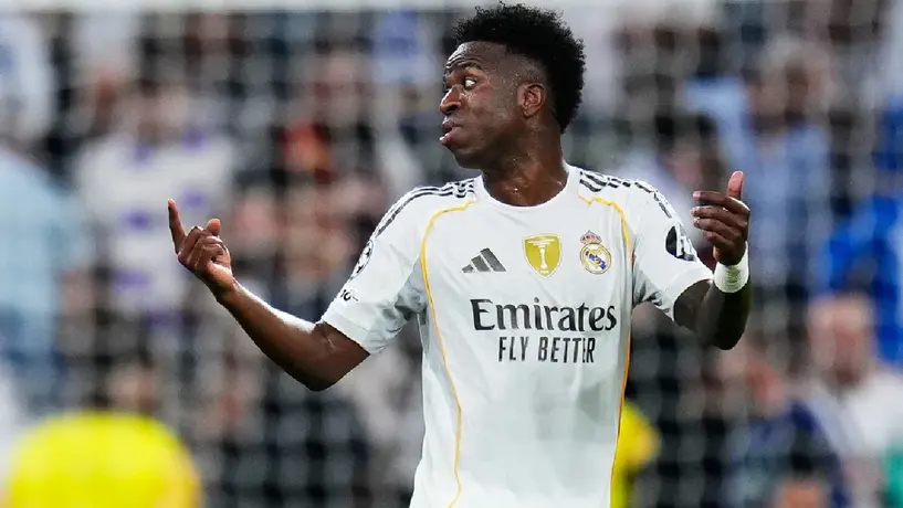 ¿Se arrepintió? Vinicius ofrece disculpas tras gesto en el Real Madrid - Barcelona