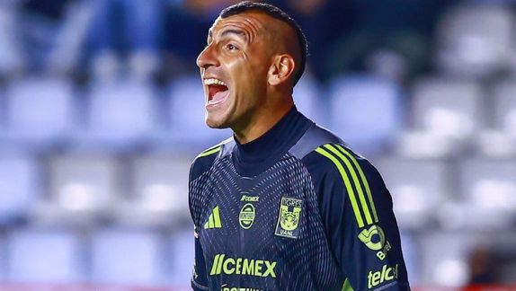 Nahuel Guzmán critica las condiciones en el estadio de Forge por el frío