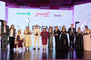 Compartamos Banco celebra 35 años y celebra la edición 19 del Premio Emprendedores 2025