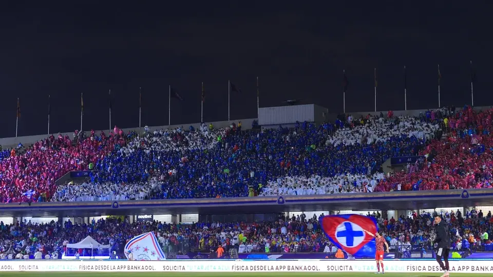 La Sangre Azul podrá estar en CU para la vuelta vs Chivas: levantan veto al grupo de animación celeste