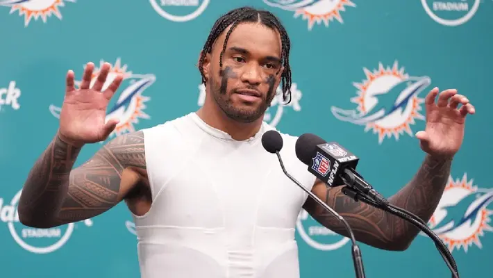 Mike McDaniel tras polémicas declaraciones de Tagovailoa: “Se equivocó”