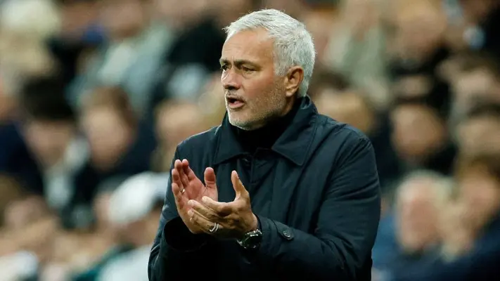 ¡Ya firmó! José Mourinho será nuevo entrenador del Real Madrid