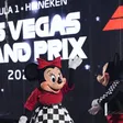 ¡Como Fantasía! Mickey Mouse protagonizó espectáculo en el Gran Premio de Las Vegas