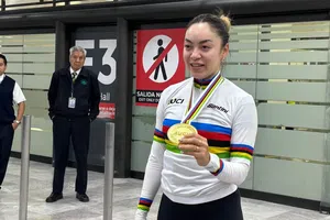 "Todo México es campeón mundial": Yareli Acevedo tras medalla de oro en ciclismo de pista