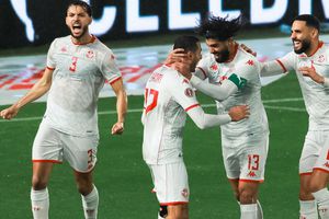 Túnez impone jerarquía en su debut y se adueña del liderato del Grupo C