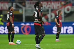 Empate agónico en San Siro: Milan no pudo con el último lugar de la Serie A