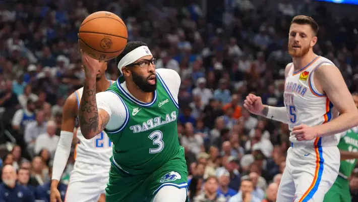 Anthony Davis viaja a México entre rumores sobre baja por lesión para enfrentar a Pistons