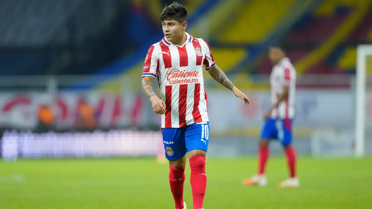 De Chivas a la Talacha! Chofis López es anunciado como bombazo en el futbol  amateur | RÉCORD