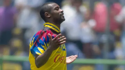 François Omam-Biyik: del salto más alto en un Mundial a ídolo del América