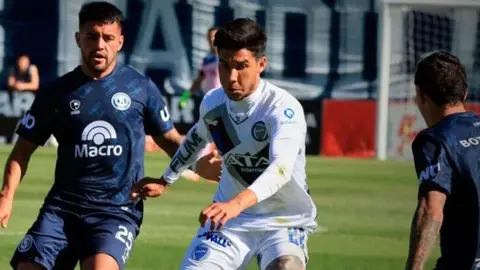 Pol Fernández, de ser campeón con Cruz Azul a sufrir dos descensos en Sudamérica