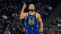 Stephen Curry hace tiro 'de otro planeta' y encesta desde el túnel rumbo al vestidor