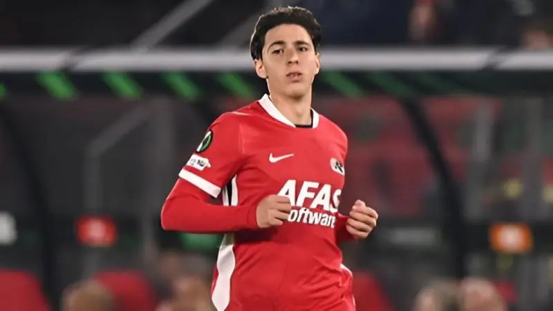 Mateo Chávez sigue sumando minutos en Europa | Captura de pantalla